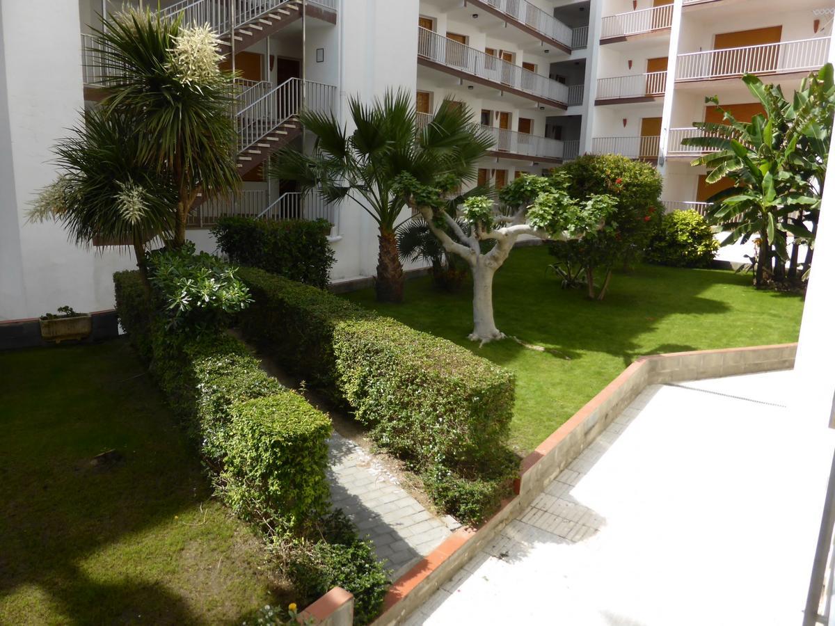 Appartamento Rnet - La Solana Casa Dani Roses Esterno foto